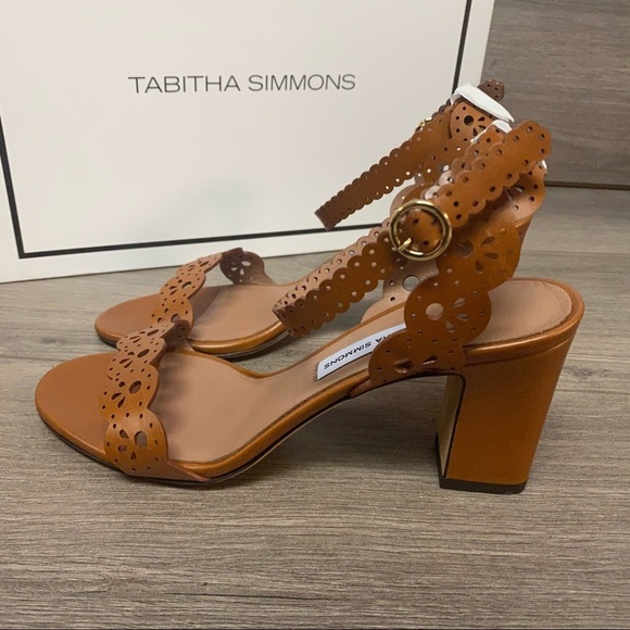 Tabitha Simmons | Bobbin Laser Cut Leather Sandals - Picture 11 of 15